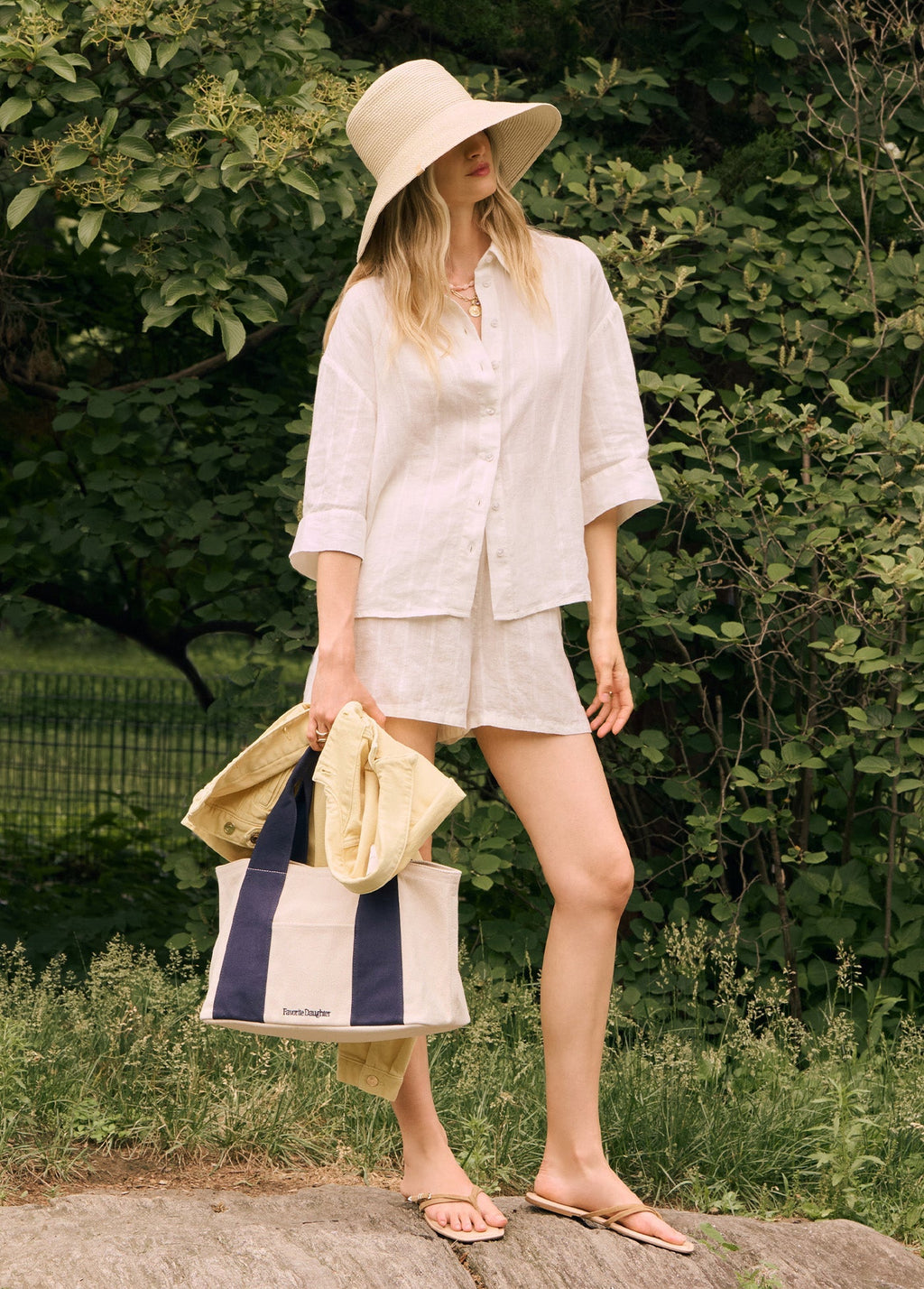 THE DAILY TOTE