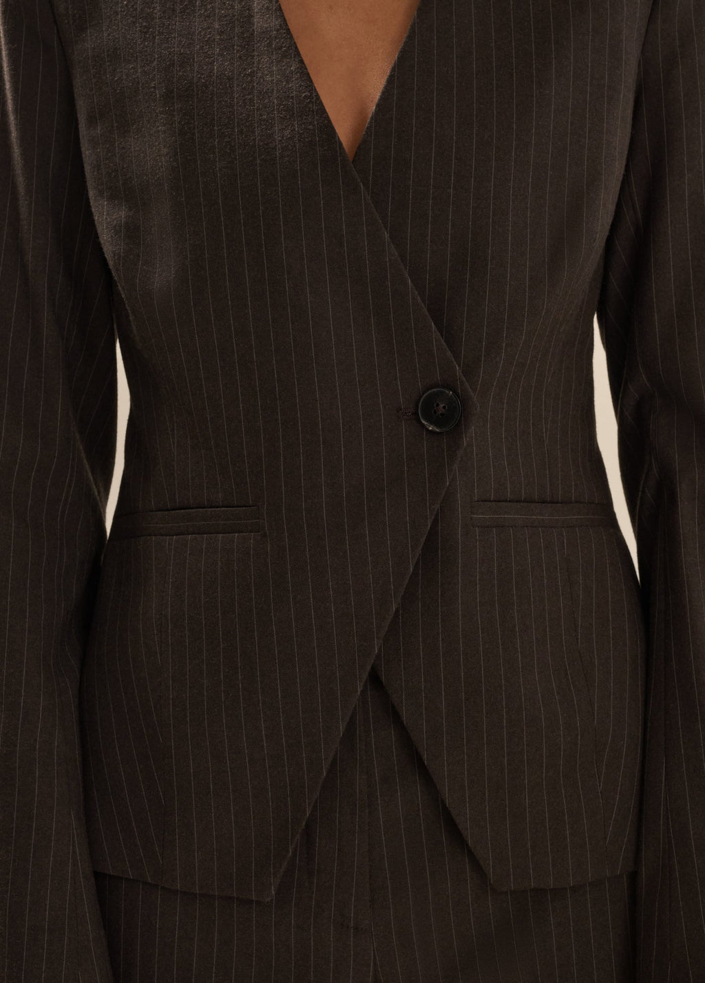THE CROSBY BLAZER