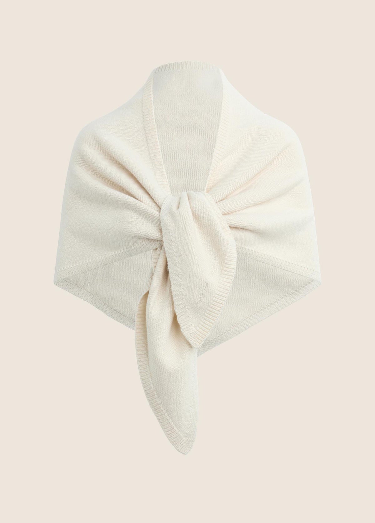 THE OVERSIZED TRIANGLE SCARF