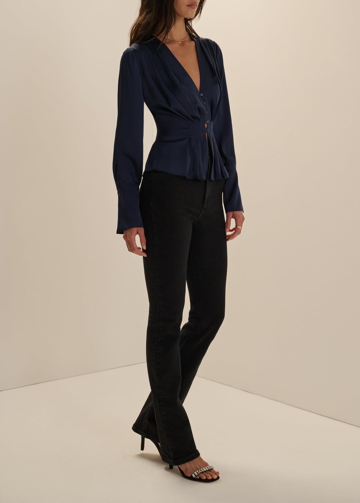 THE ROMANCE TOP