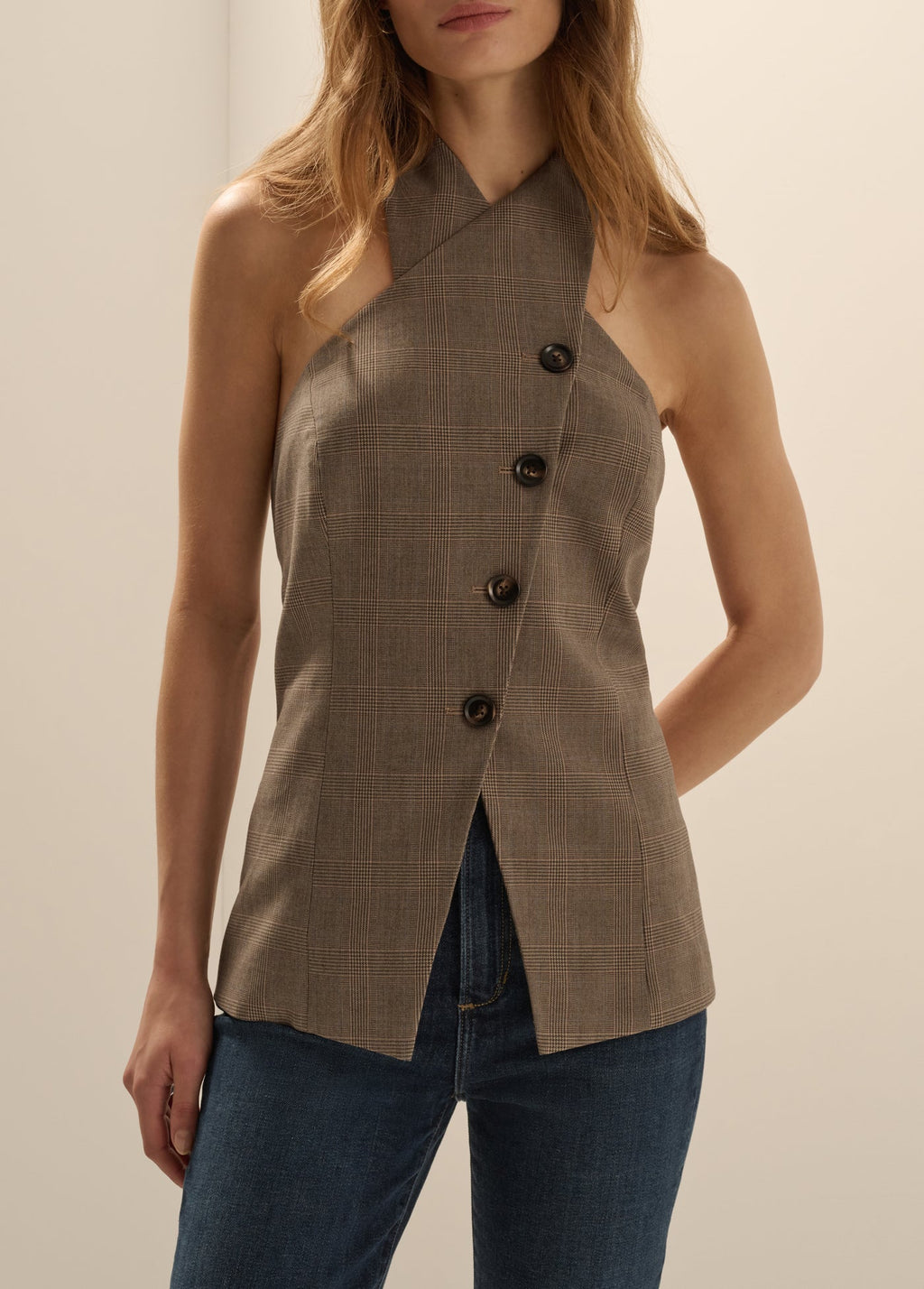 THE CROSSOVER VEST
