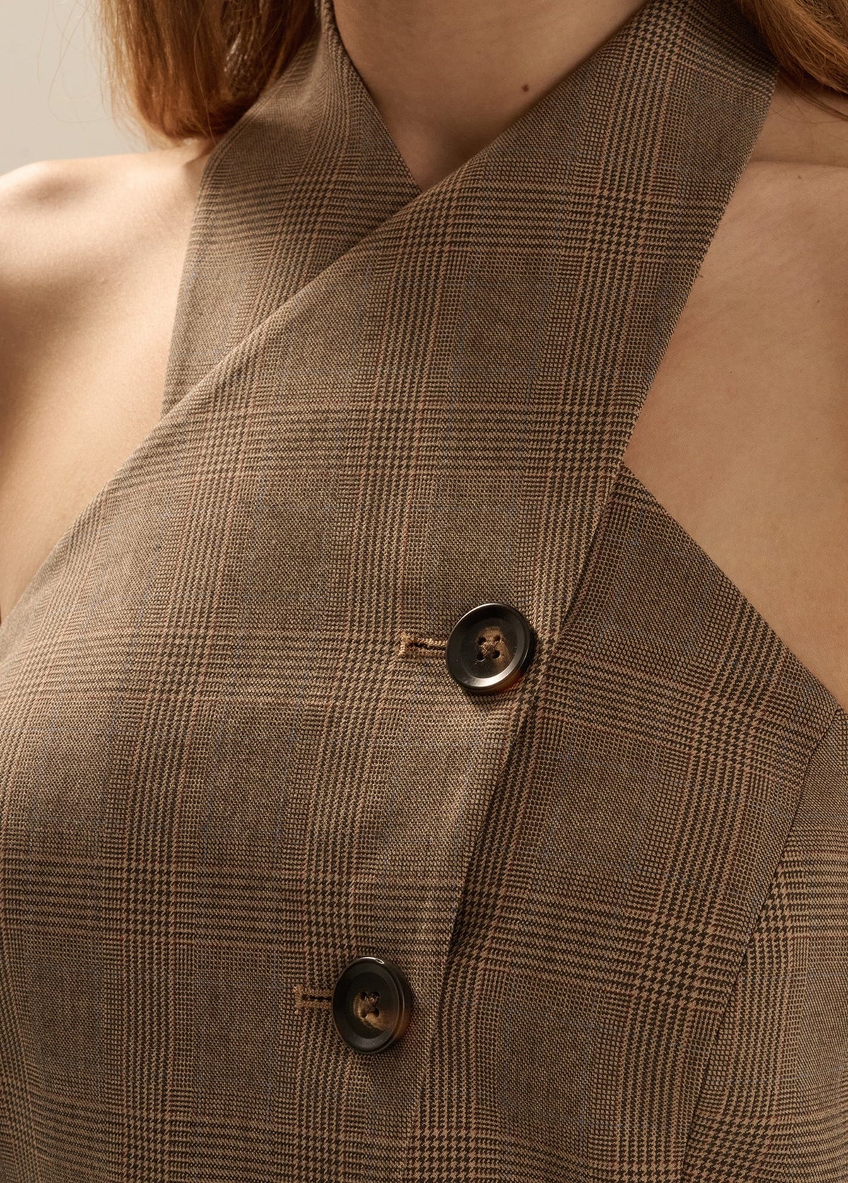 THE CROSSOVER VEST