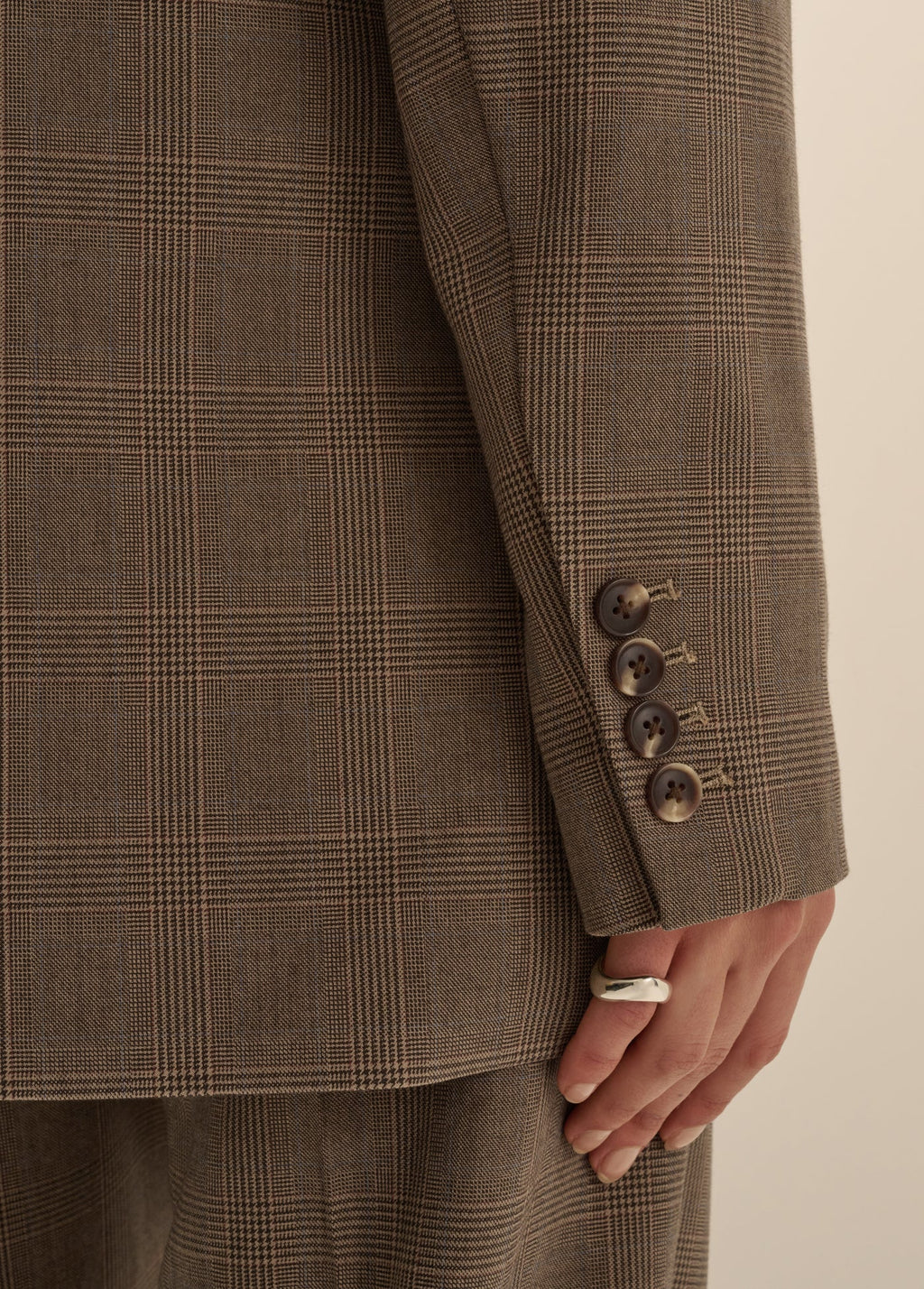 THE FAVORITE OVERSIZED BLAZER