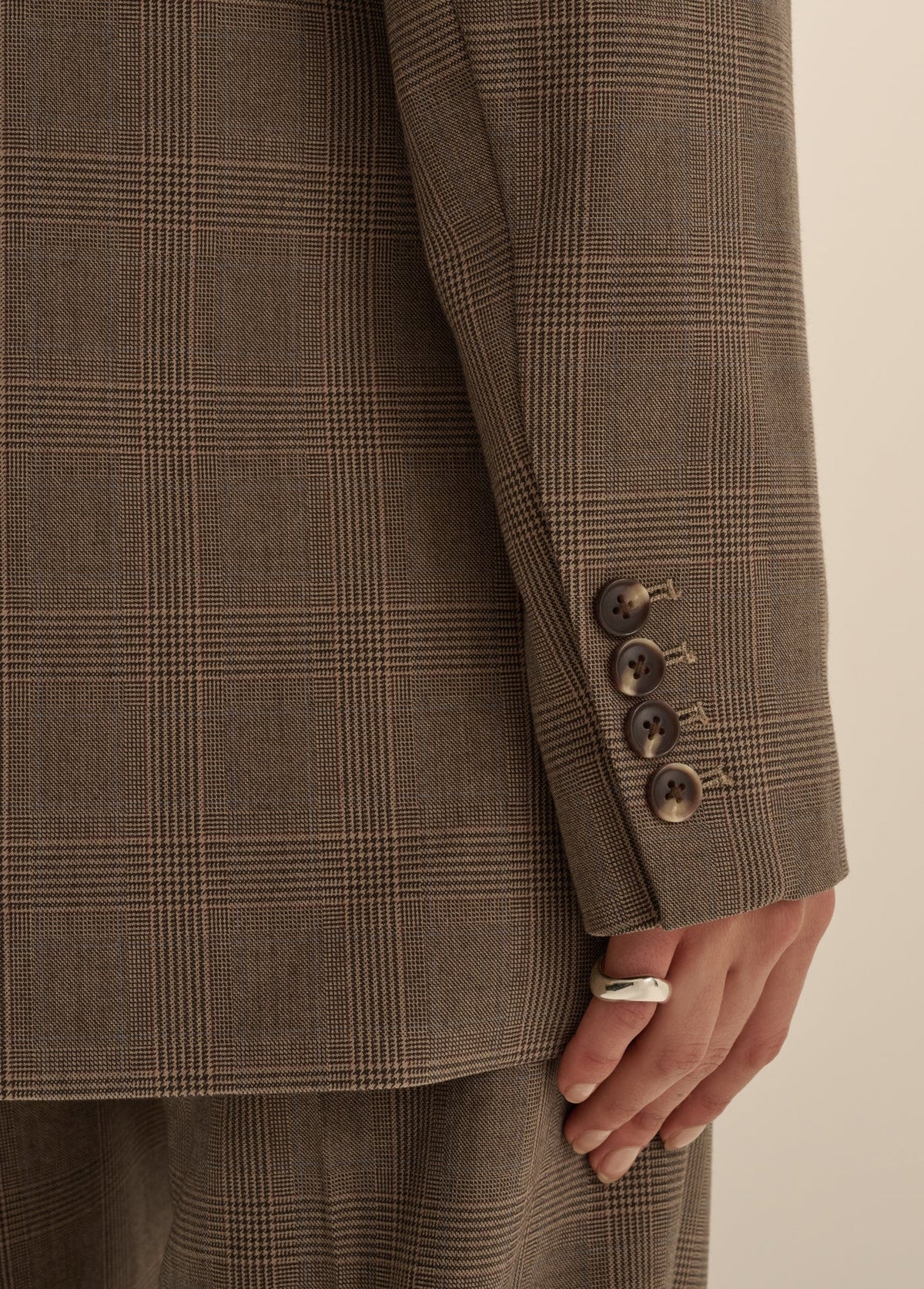 THE FAVORITE OVERSIZED BLAZER