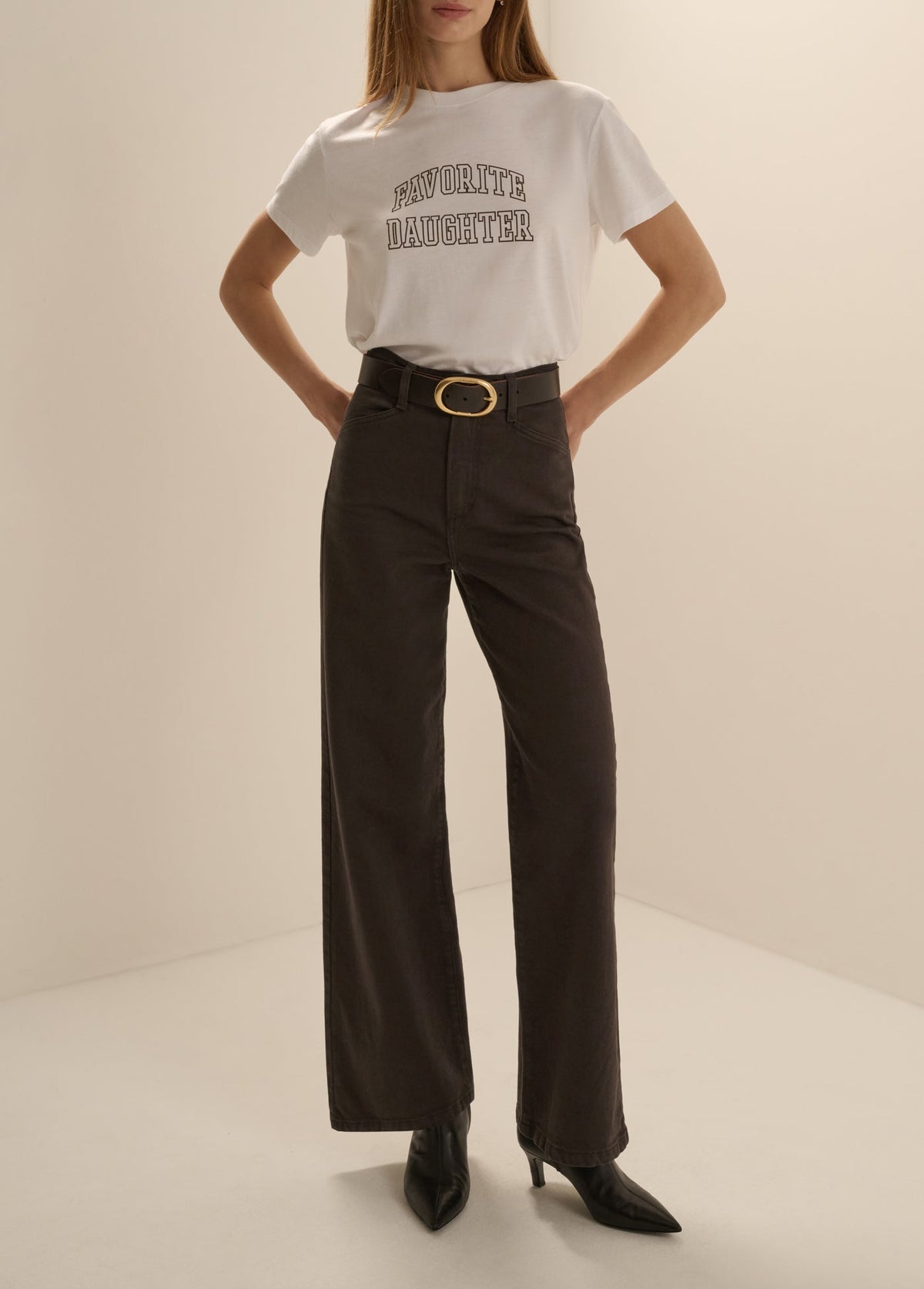 THE COLLEGIATE CLASSIC TEE