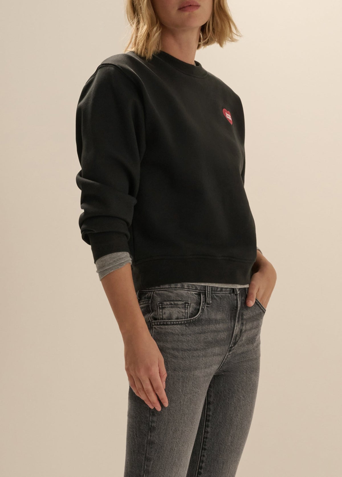 THE EMBROIDERED FAVORITE DAUGHTER HEART SWEATSHIRT