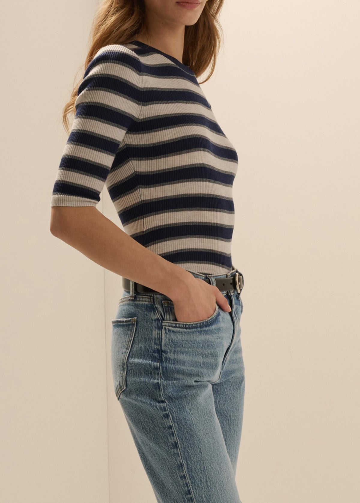 THE AMELIA CREWNECK TOP
