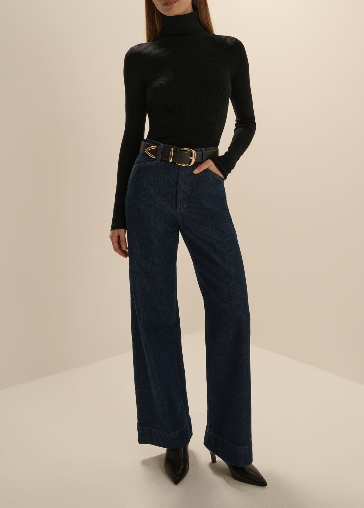 THE AMELIA LONG SLEEVE TOP