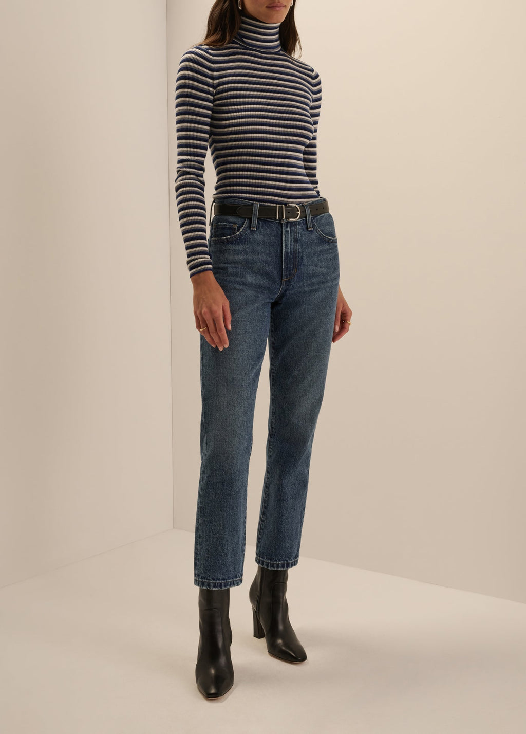 THE DOT MID RISE STRAIGHT ANKLE