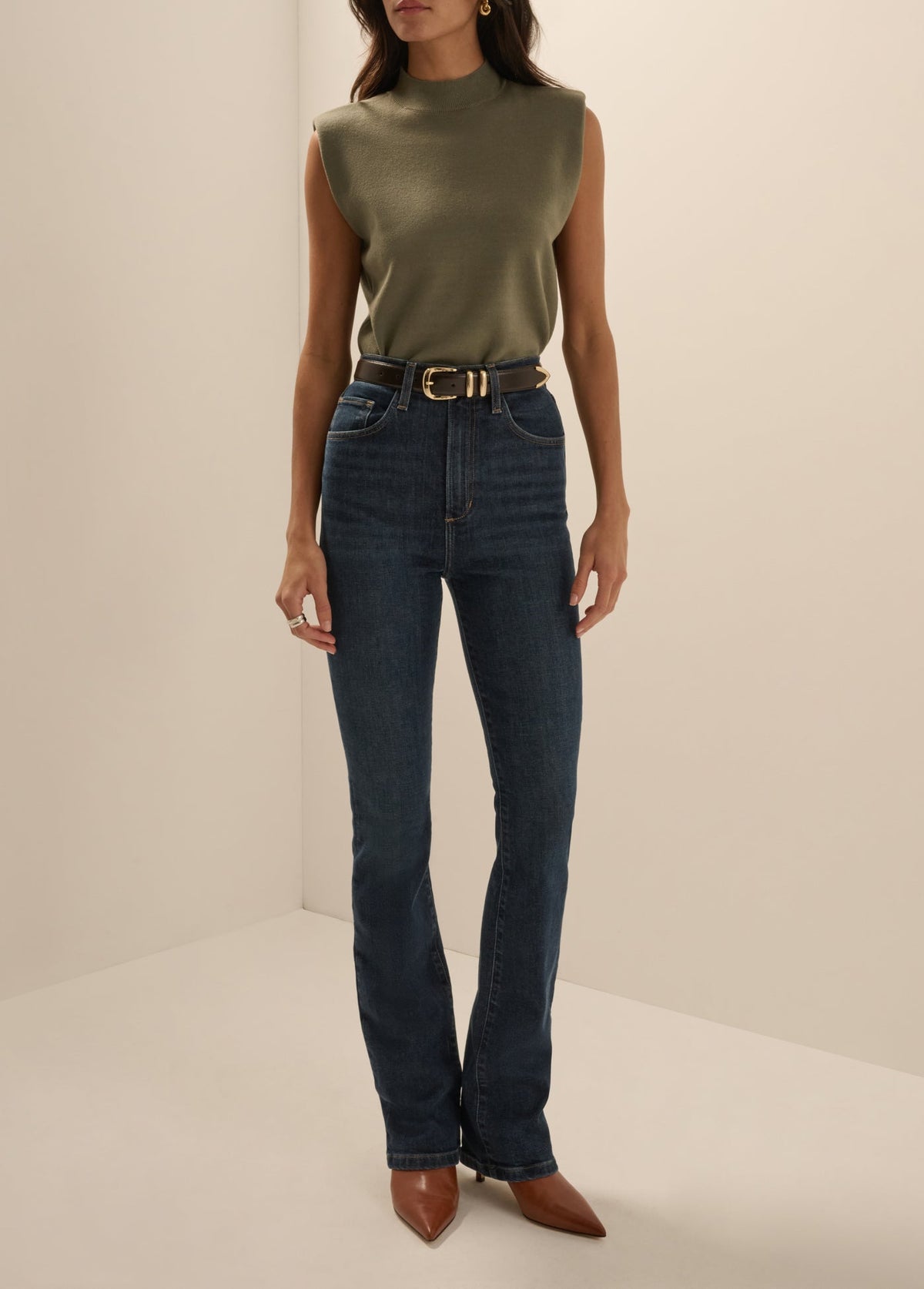 THE WHITNEY TOP