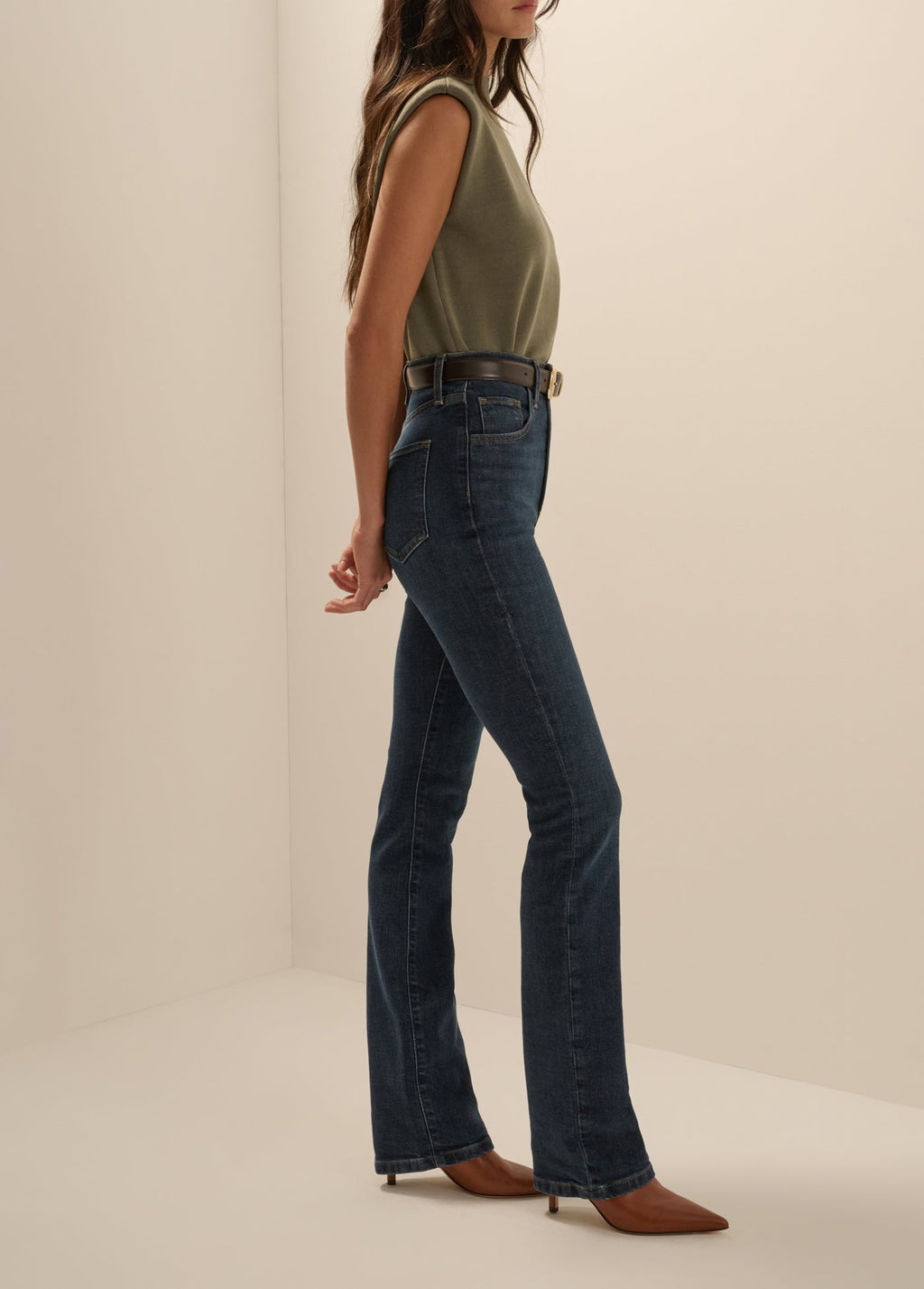 THE WHITNEY TOP