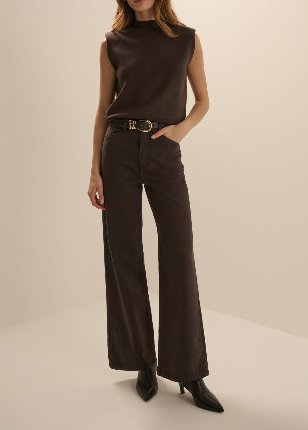 THE WHITNEY TOP