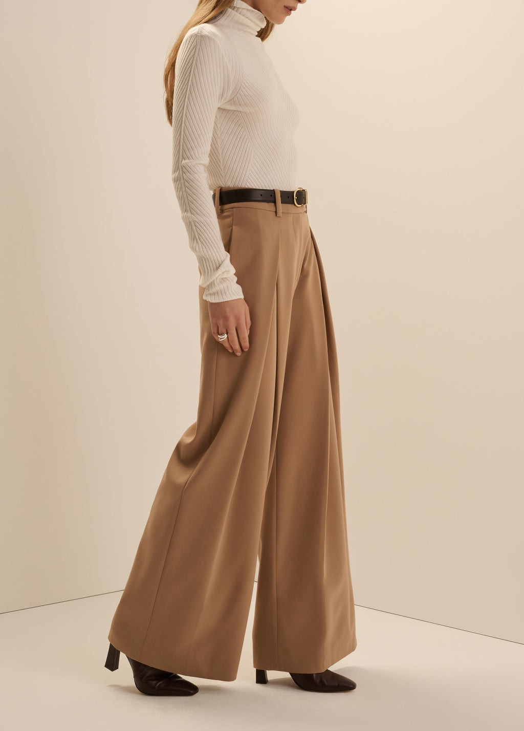 THE PLEATS FOR DAYS PANT