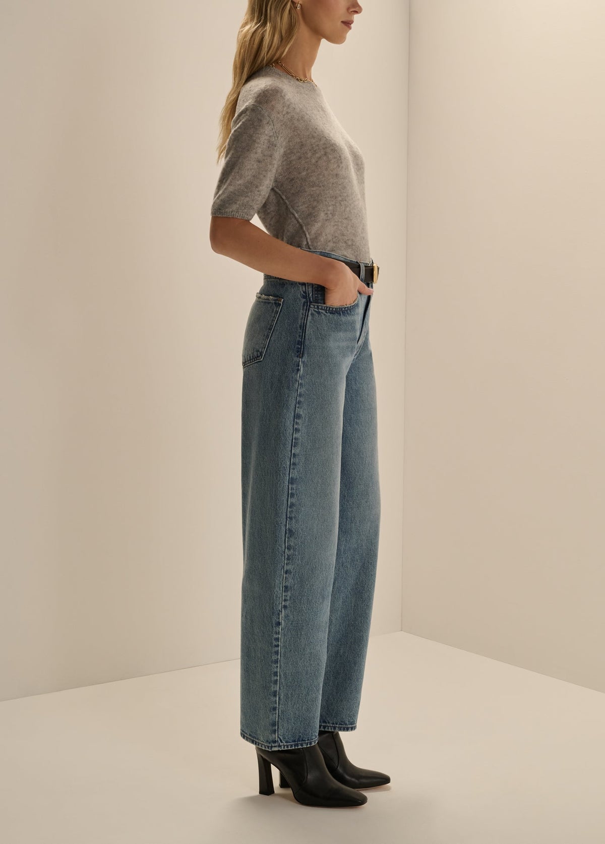 THE ELIZA SWEATER